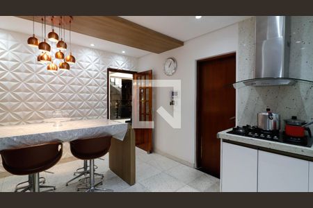 Casa para alugar com 400m², 4 quartos e 3 vagasCozinha