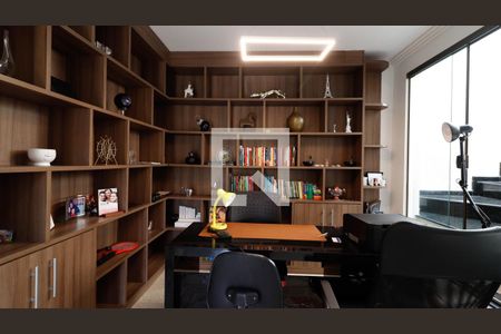 Casa para alugar com 400m², 4 quartos e 3 vagasEscritório