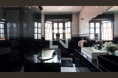 Casa para alugar com 400m², 4 quartos e 3 vagasBanheiro da Suíte