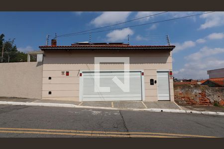 Casa para alugar com 400m², 4 quartos e 3 vagasFachada