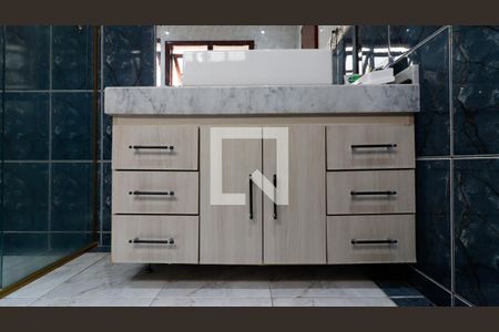 Casa para alugar com 400m², 4 quartos e 3 vagasBanheiro