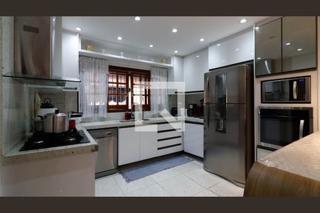 Casa para alugar com 400m², 4 quartos e 3 vagasCozinha