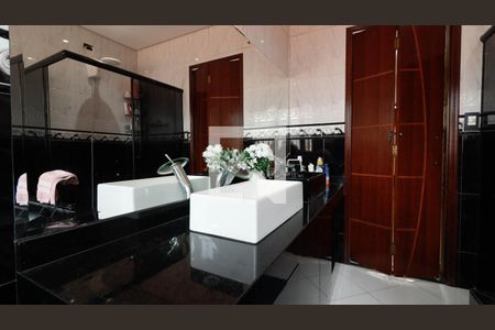 Casa para alugar com 400m², 4 quartos e 3 vagasBanheiro da Suíte