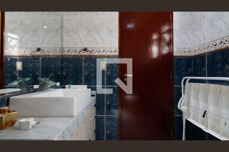 Casa para alugar com 400m², 4 quartos e 3 vagasBanheiro