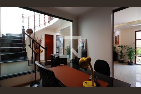 Casa para alugar com 400m², 4 quartos e 3 vagasEscritório