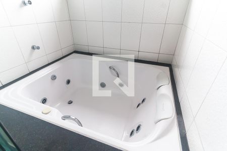 Casa para alugar com 300m², 5 quartos e 3 vagasBanheiro da Suíte