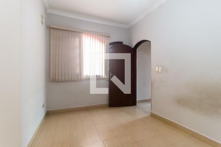 Casa para alugar com 300m², 5 quartos e 3 vagasQuarto 1