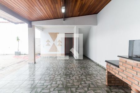 Casa para alugar com 300m², 5 quartos e 3 vagasChurrasqueira