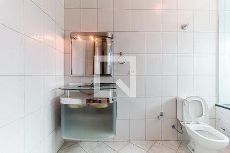Casa para alugar com 300m², 5 quartos e 3 vagasBanheiro da Suíte