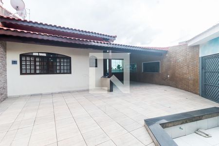 Casa para alugar com 300m², 5 quartos e 3 vagasGaragem
