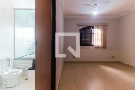Casa para alugar com 300m², 5 quartos e 3 vagasQuarto 3 - Suíte