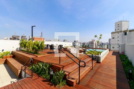 Studio à venda com 25m², 0 quarto e sem vaga Studio à venda com 25m², 0 quarto e sem vagaRooftop - Piscina