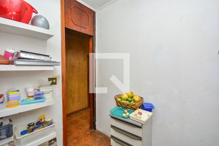 Casa à venda com 600m², 4 quartos e 1 vagaDespensa