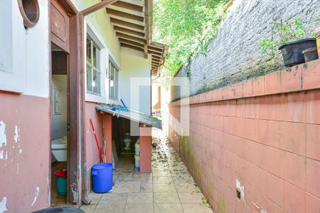 Casa à venda com 600m², 4 quartos e 1 vagaCorredor Externo