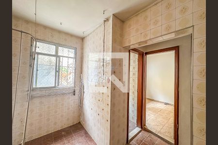 Casa à venda com 300m², 5 quartos e 1 vagaÁrea de Serviço