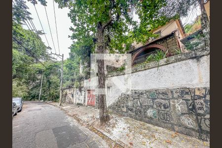 Casa à venda com 300m², 5 quartos e 1 vagaVista da Rua