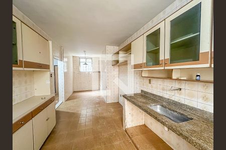 Casa à venda com 300m², 5 quartos e 1 vagaCozinha