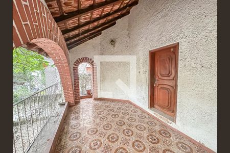 Casa à venda com 300m², 5 quartos e 1 vagaÁrea comum