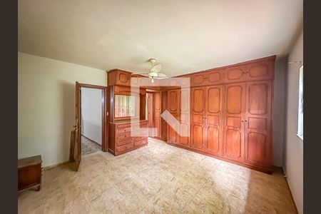 Casa à venda com 300m², 5 quartos e 1 vagaQuarto 4