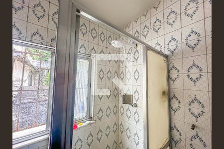 Casa à venda com 300m², 5 quartos e 1 vagaBanheiro 2