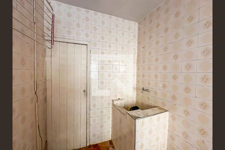 Casa à venda com 300m², 5 quartos e 1 vagaÁrea de Serviço