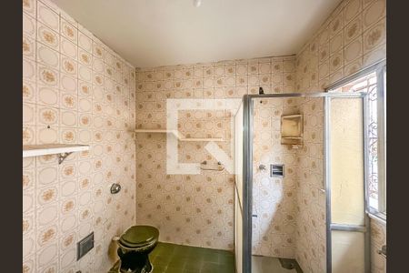 Casa à venda com 300m², 5 quartos e 1 vagaBanheiro 3