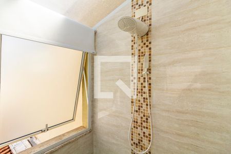 Casa à venda com 235m², 3 quartos e 2 vagas Casa à venda com 235m², 3 quartos e 2 vagasBanheiro da Suíte