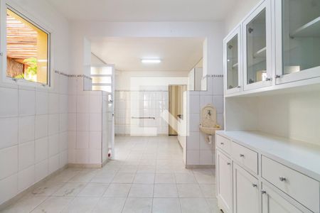 Casa à venda com 235m², 3 quartos e 2 vagas Casa à venda com 235m², 3 quartos e 2 vagasCozinha