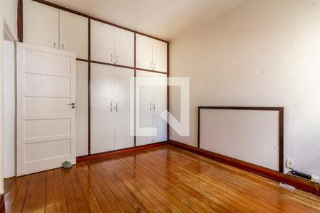 Casa à venda com 235m², 3 quartos e 2 vagas Casa à venda com 235m², 3 quartos e 2 vagasQuarto 2