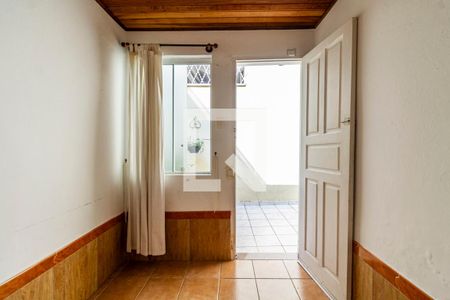 Casa à venda com 235m², 3 quartos e 2 vagas Casa à venda com 235m², 3 quartos e 2 vagasQuarto de Serviço