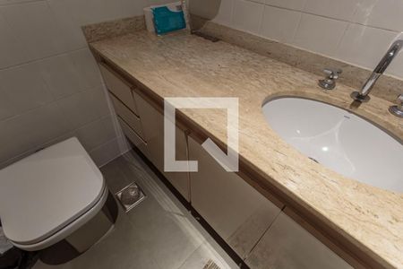 Apartamento à venda com 102m², 3 quartos e 2 vagasBanheiro