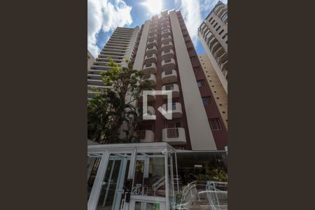 Apartamento à venda com 102m², 3 quartos e 2 vagasFachada