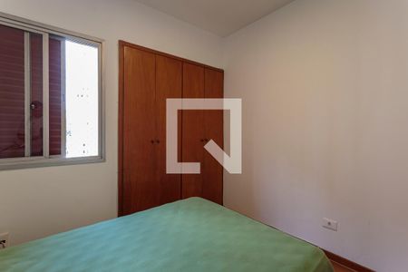 Apartamento à venda com 102m², 3 quartos e 2 vagasQuarto 2