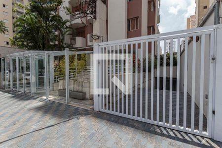 Apartamento à venda com 102m², 3 quartos e 2 vagasFachada