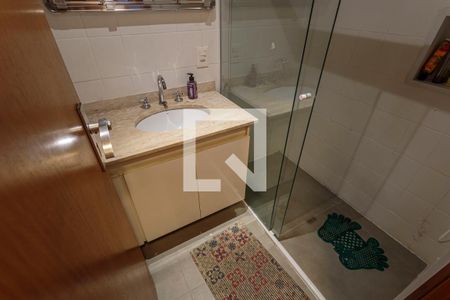 Apartamento à venda com 102m², 3 quartos e 2 vagasBanheiro