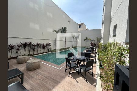 Apartamento à venda com 31m², 1 quarto e sem vagaÁrea comum - Piscina