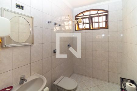 Casa à venda com 264m², 3 quartos e 6 vagasBanheiro de serviço