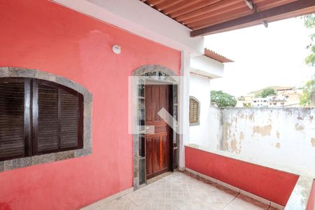 Casa para alugar com 65m², 2 quartos e sem vagaQuintal