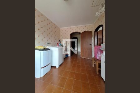 Casa à venda com 370m², 3 quartos e 6 vagasÁrea de Serviço