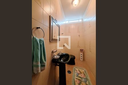 Casa à venda com 370m², 3 quartos e 6 vagasLavabo