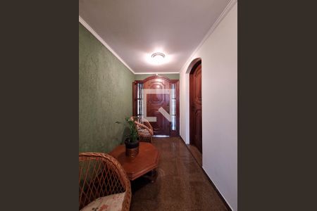 Casa à venda com 370m², 3 quartos e 6 vagasEntrada