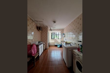 Casa à venda com 370m², 3 quartos e 6 vagasÁrea de Serviço