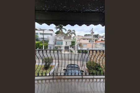 Casa à venda com 370m², 3 quartos e 6 vagasSacada Quarto 3