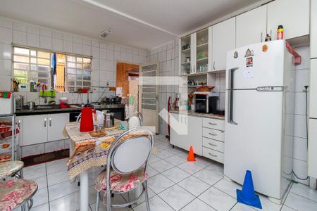 Casa à venda com 112m², 2 quartos e 1 vaga Casa à venda com 112m², 2 quartos e 1 vagaCozinha