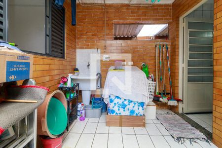 Casa à venda com 112m², 2 quartos e 1 vaga Casa à venda com 112m², 2 quartos e 1 vagaÁrea de Serviço