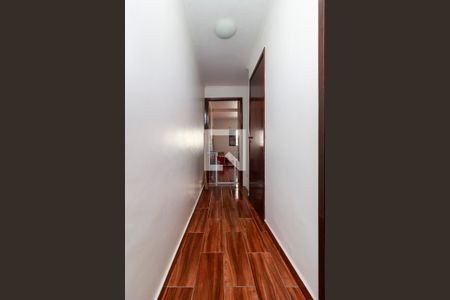 Casa à venda com 112m², 2 quartos e 1 vaga Casa à venda com 112m², 2 quartos e 1 vagaCorredor