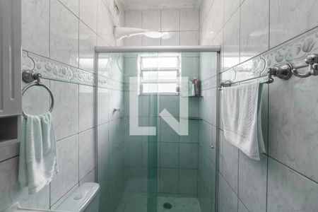 Casa à venda com 230m², 4 quartos e 2 vagasBanheiro