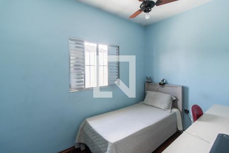 Casa à venda com 230m², 4 quartos e 2 vagasQuarto 2