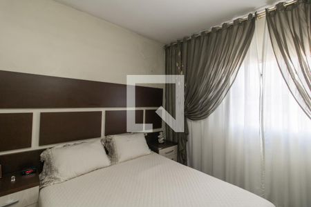 Casa à venda com 230m², 4 quartos e 2 vagasSuite