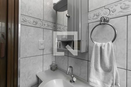 Casa à venda com 230m², 4 quartos e 2 vagasBanheiro